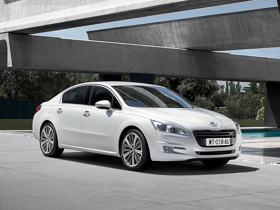  Peugeot 508 GT 2010 года  (фото 17 из 18)